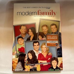 🍿3 for $20 - First Season - Modern Family